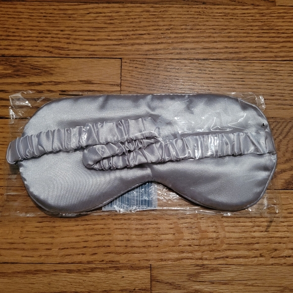 Dermalogica Satin Sleep Eye Mask - Picture 3 of 3